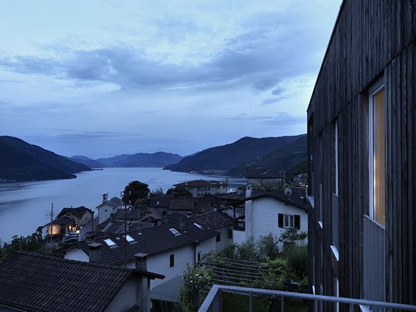 Lake View House Design in Switzerland