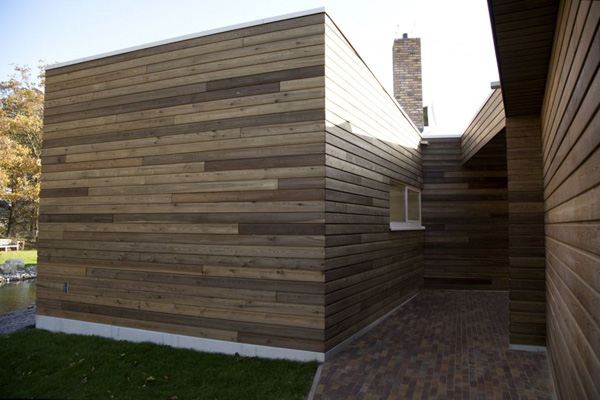 Center Courtyard Home Plans - Timeless Ranch Design with Glass Facade