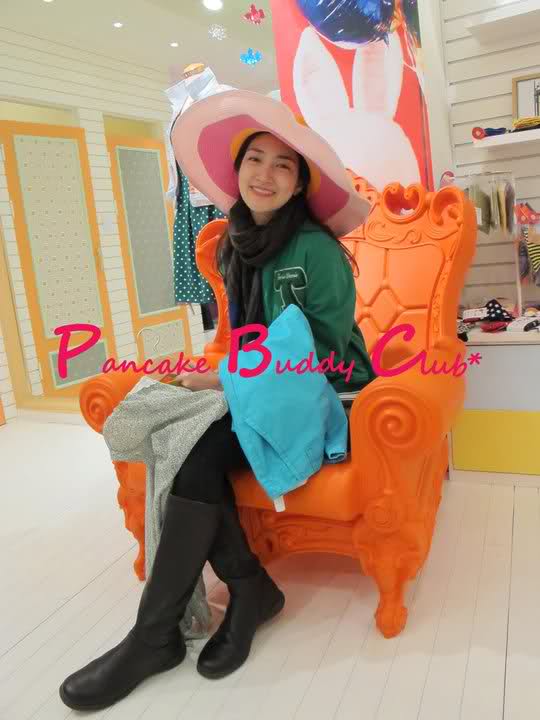 แพนเค้ก 	 Fujiko in Korea