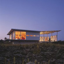 Small Cottage Design with Large Covered Deck in Hawaii