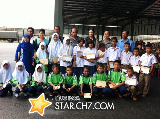 แพนเค้ก ให้กำลังใจพี่ๆ ทหาร @กองทัพอากาศ จ.ปัตตานี