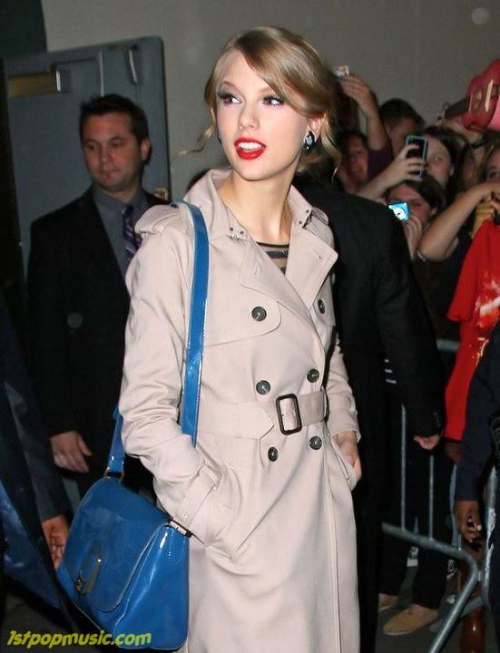 Taylor Swift เปิดตัวน้ำหอมที่ห้าง Macy&rsquo;s ใน New York!!