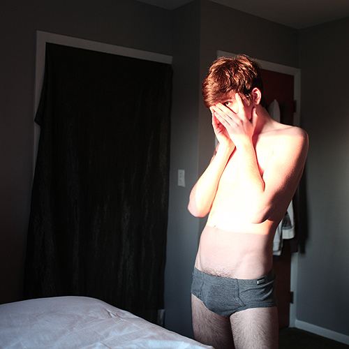 เด็กฝรั่งถ่ายรูปสวยๆก่อนนอนครับ