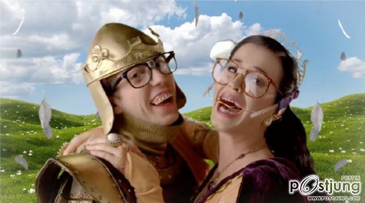 ภาพ Katy Perry ในเพลง Last Friday Night