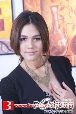 วันวานกับชมพู่ในดอกสมสีทองผู้ที่ทำให้แบรนด์ชั่นนำทั้วโลกให้เธอเป็นโมเดลของแบรนด์