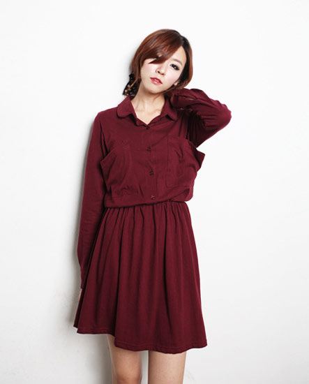 เปลี่ยนเสื้อผ้าเช็ตเดิมในตู้ให้เป็นชุดทำงาน