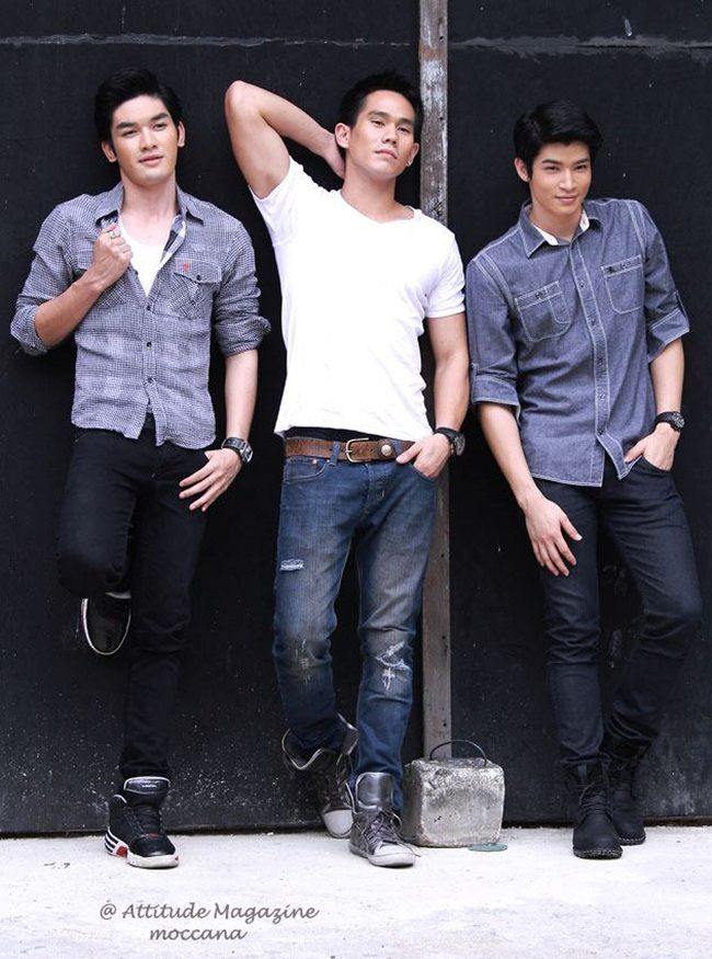 สิงโต-อาร์-ตูมตาม @ ATTITUDE no. 8 October 2011