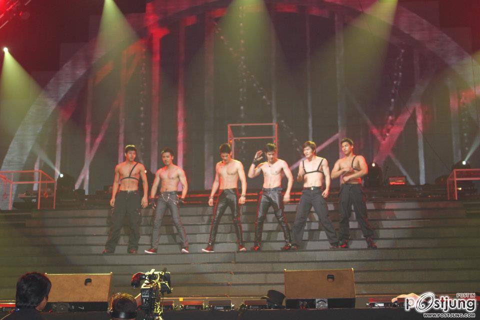 ซุปตาร์ โชว์ๆ