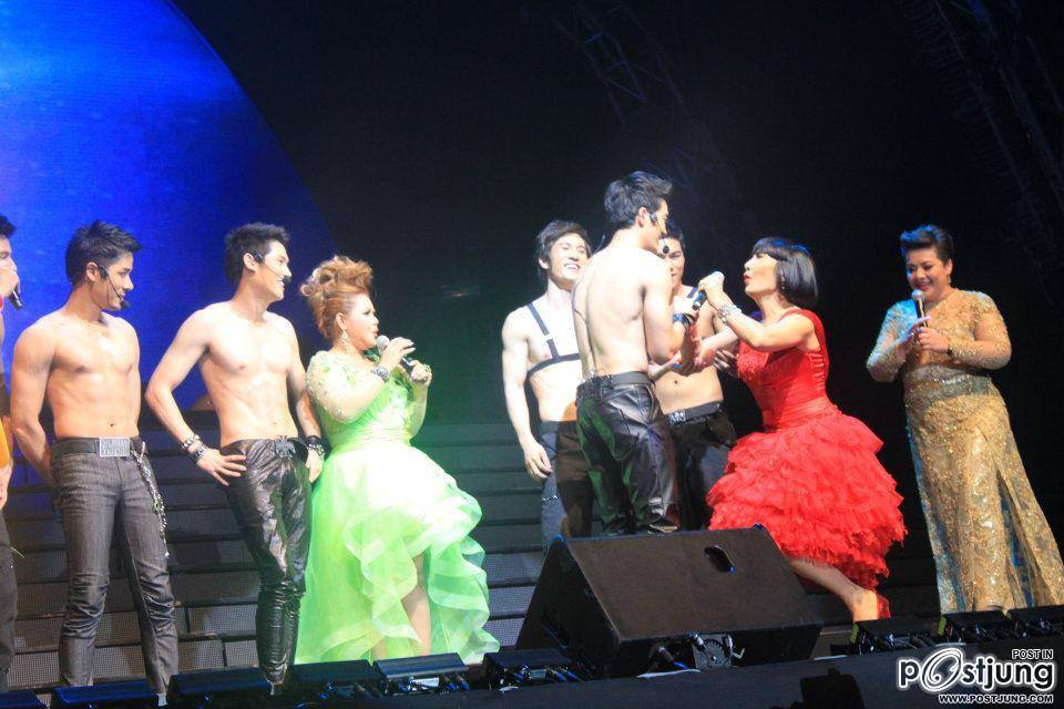 ซุปตาร์ โชว์ๆ