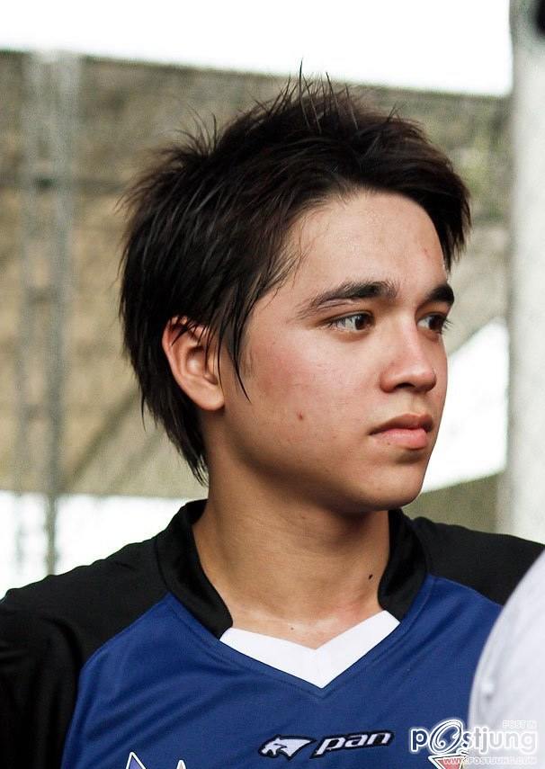 เหงื่อดาราคริคริ