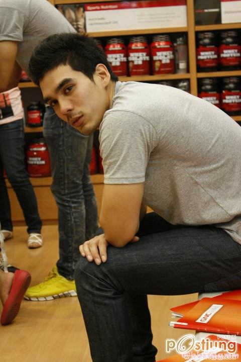 โอเล่ ชอบๆๆ