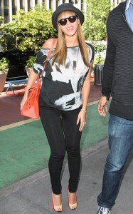 Beyonce เดินเล่นใน NYC