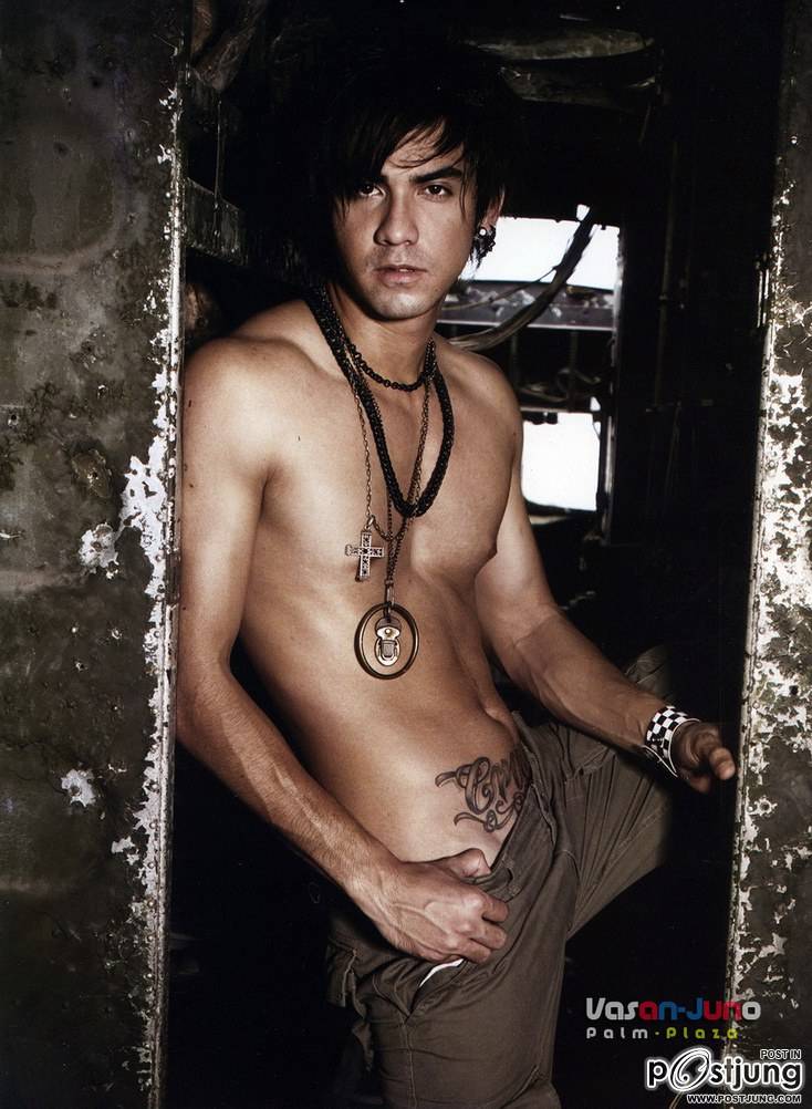 แอนดรูว์หล่อเข้ม