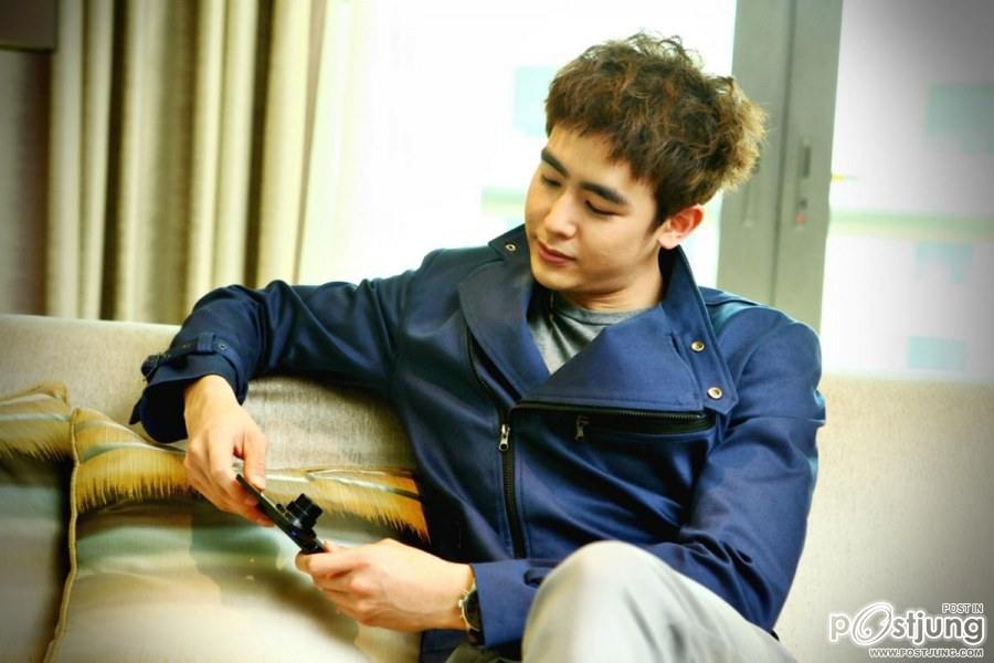 Exclusive Shots of Nichkhun and Samsung Multiview