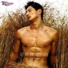 อยากเป็นตัวจริงกันนักก็เชิญจ๊ะ เด๋วเป็นตัวปลอมให้เองนะ หึหึ By Chay-ake