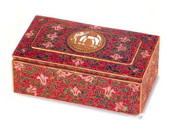 HM album ถมปัด : เครื่องลงยาสีราชาวดี