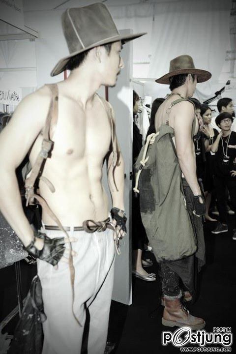 27Friday & (backstage)