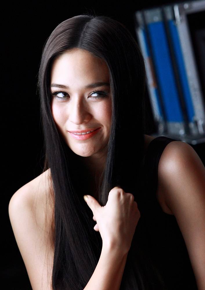 พลอย เฌอมาลย์ และเอ็ม อนาวิน เบื้องหลังโฆษณาเคลียร์