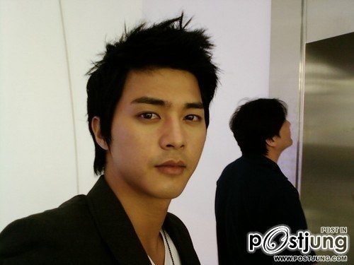 Kim Ji Hoon  น่ารักทะเล้นๆ