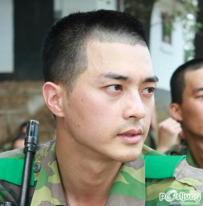 Kim Ji Hoon  น่ารักทะเล้นๆ