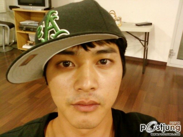 Kim Ji Hoon  น่ารักทะเล้นๆ