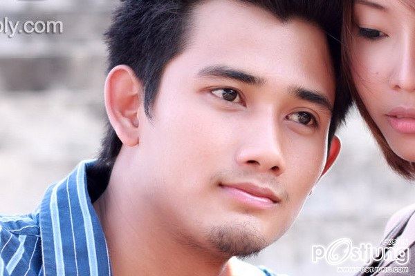 นายแบบหน้าใสหล่อเข้ม