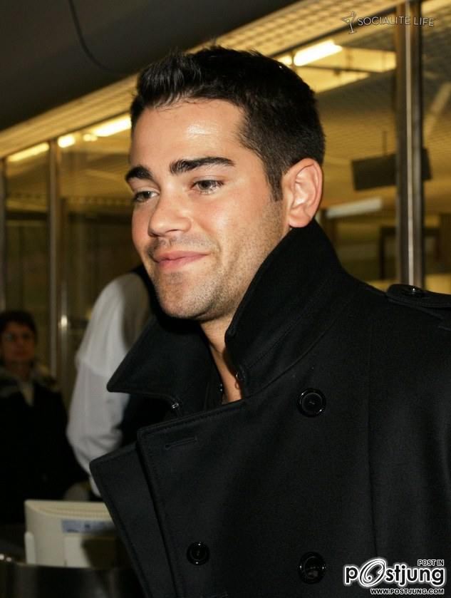 ซูม Jesse Metcalfe