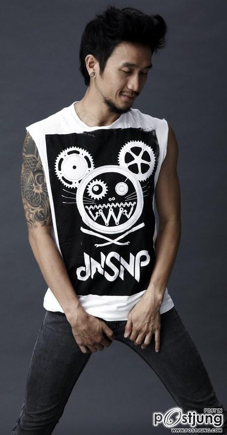 ครบ รส เซอร์,ดิบ,บ้านๆ,ตี๋,คมเข้ม