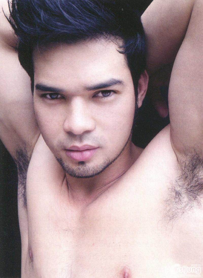 ธนันวัฒน์ แสงทอง @ VOLUME vol.7 no.154 September 2011