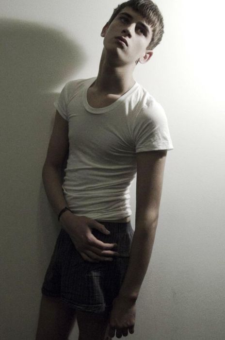 เด็กฝรั่ั่งถ่ายรูปเล่นน่ารักกันจริง