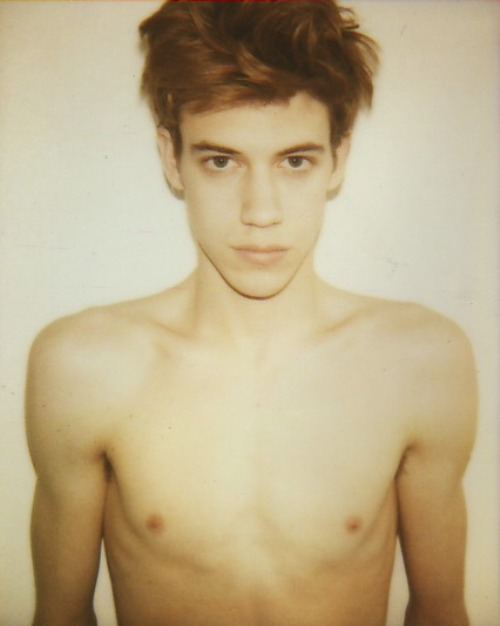 เด็กฝรั่ั่งถ่ายรูปเล่นน่ารักกันจริง