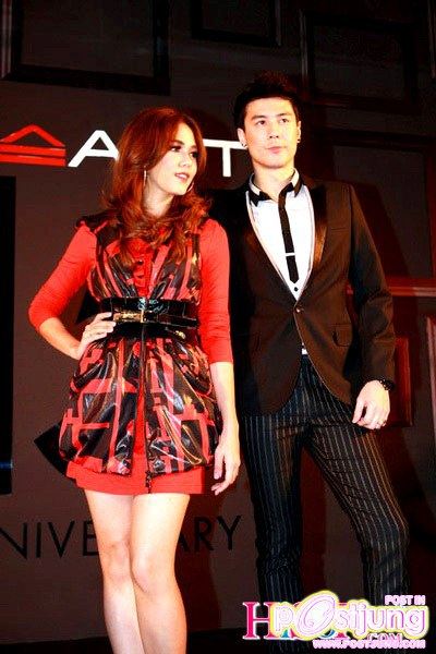 รู้ไหมค่ะผู้ชายหล่อชมไม่เคยคิดที่จะเอามาขึ้น...้ง เพราะชมชอบคนที่ดูแลเราได้มากกว่าค่ะ