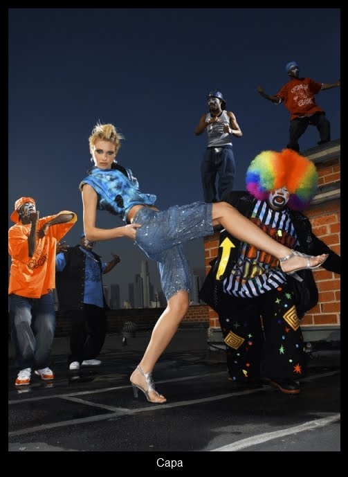 ไฮแฟชั่น ถ่ายภาพขณะเต้นเคลื่อนไหว แนว ครัมพ์