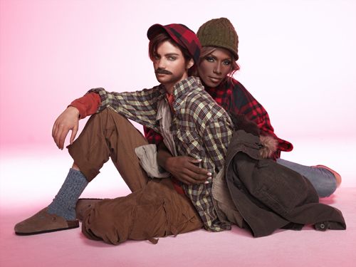 คู่รักที่ชอบทำกิจกรรมกลางแจ้ง