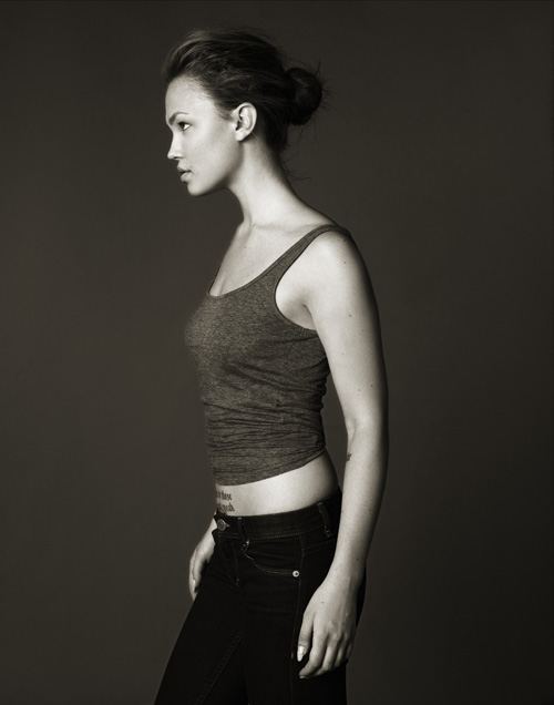 ไฮแฟชั่น ถ่ายภาพ ( 2 แบบ ) แบบเรียบง่าย และ แบบจัดจ้าน