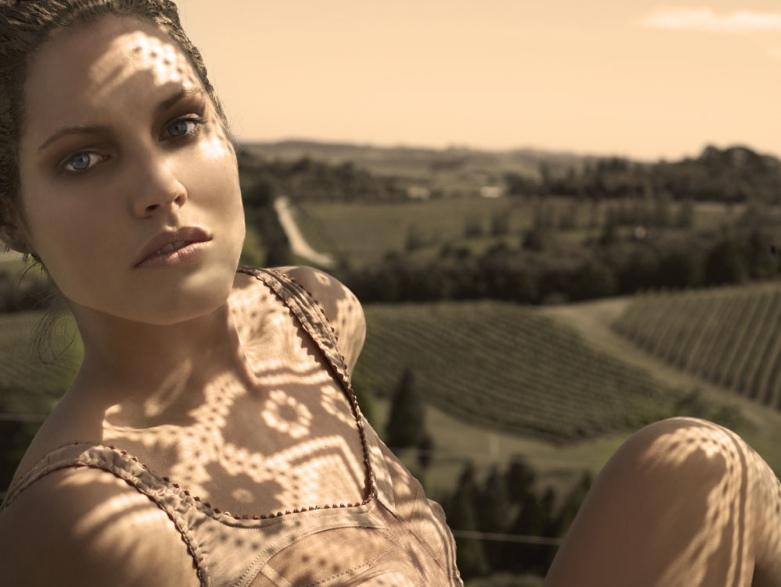 ไฮแฟชั่น โคลสอัพบิวตี้ ช็อท เล่นฉากแสงและเงา