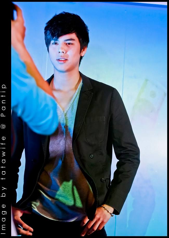 พีช-พชร งานเปิดตัวหนัง วัยรุ่นพันล้าน @Terminal 21