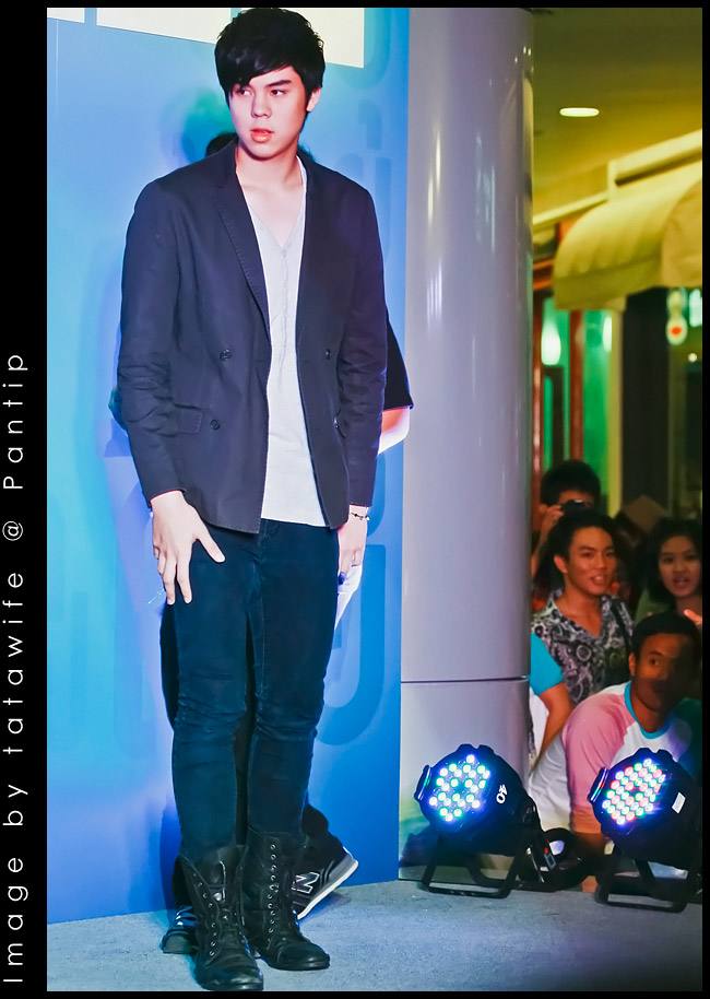 พีช-พชร งานเปิดตัวหนัง วัยรุ่นพันล้าน @Terminal 21