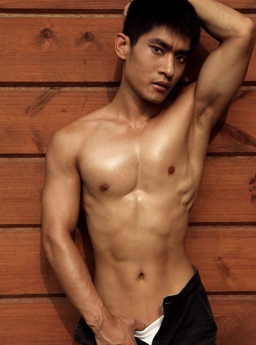 ซี๊ดดด อิสซ่า ตี๋ยามเที่ยง By Chay-ake