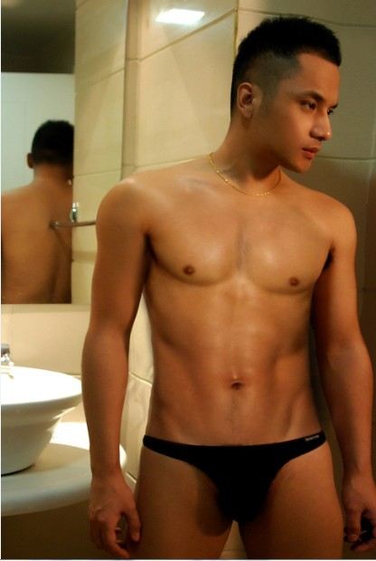 ซี๊ดดด อิสซ่า ตี๋ยามเที่ยง By Chay-ake