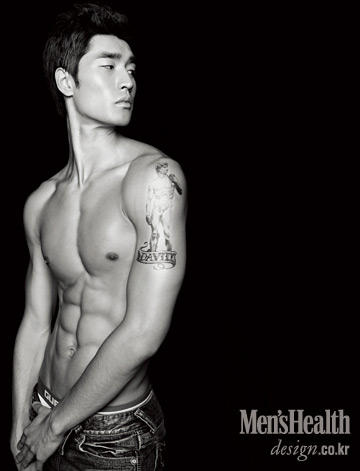 อาหารช่วงบ่าย กับหนุ่มๆ ถอดเสื้อ คริๆ By Chay-ake