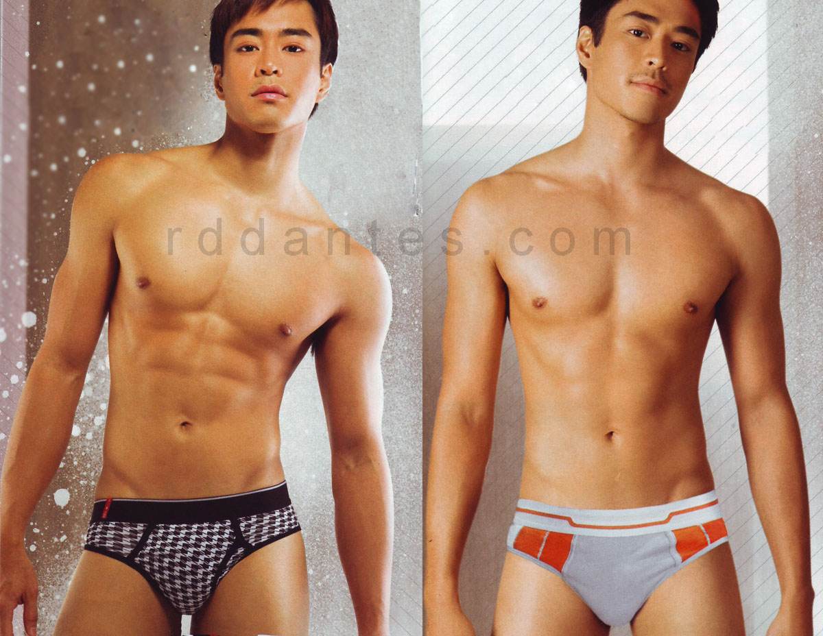 อาหารช่วงบ่าย กับหนุ่มๆ ถอดเสื้อ คริๆ By Chay-ake