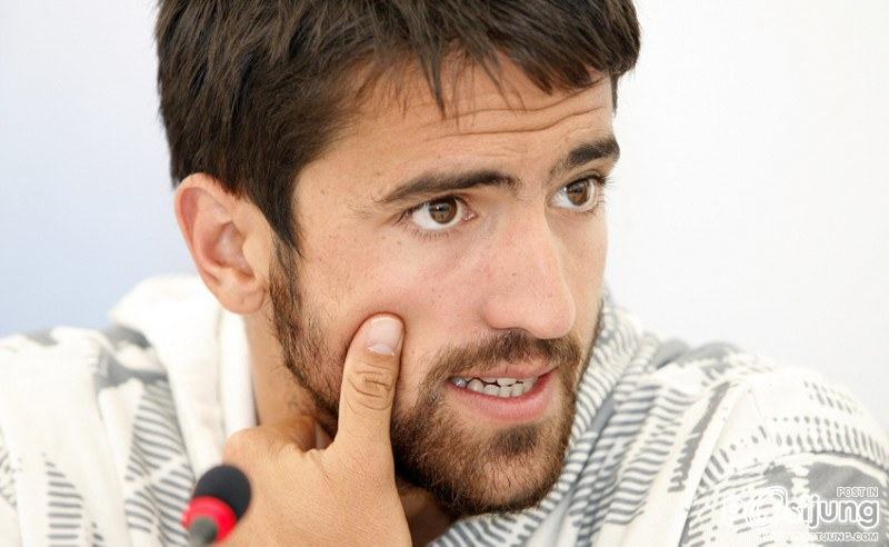 นักเทนนิส ในออมกอด Love