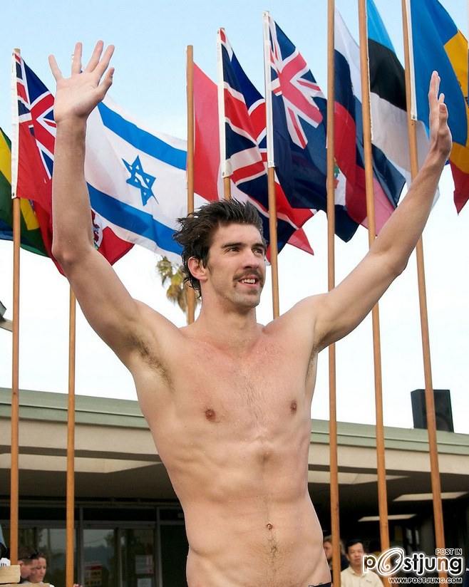 Michael-phelps นักว่ายน้ำซี๊สสสน้ำกระจาย