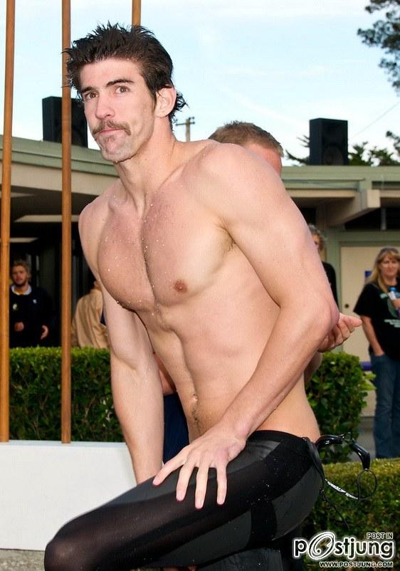 Michael-phelps นักว่ายน้ำซี๊สสสน้ำกระจาย