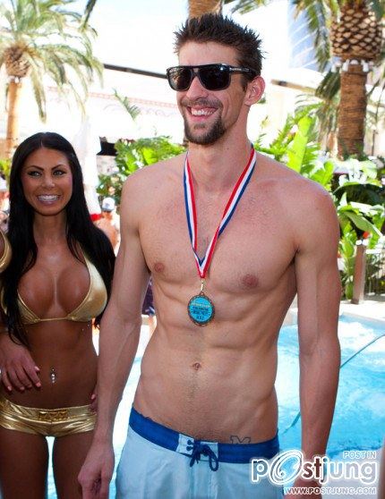 Michael-phelps นักว่ายน้ำซี๊สสสน้ำกระจาย2