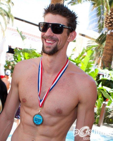 Michael-phelps นักว่ายน้ำซี๊สสสน้ำกระจาย2