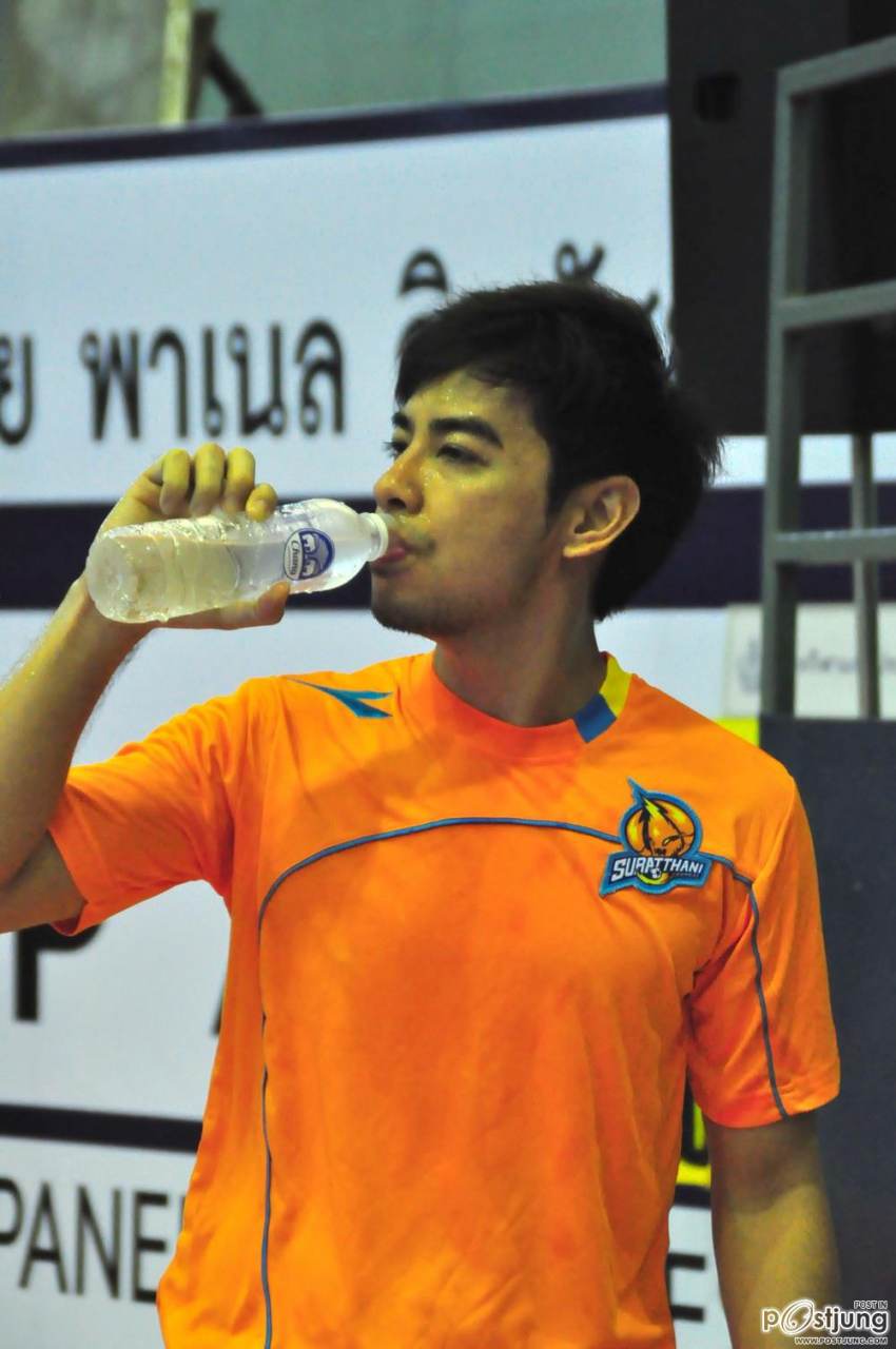 รวมนักเตะกุ้งสายฟ้า