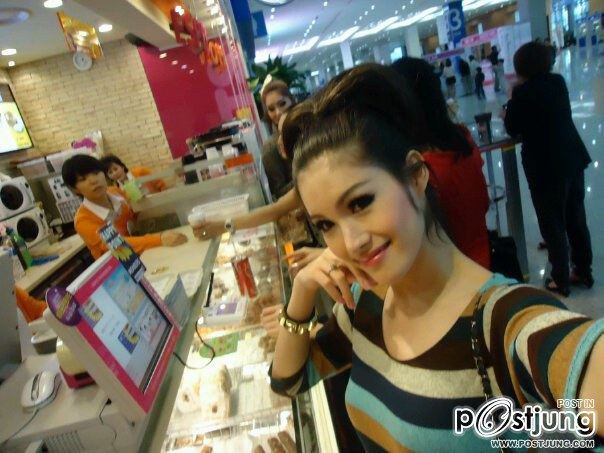 ภาพสวยสวยของ Sammy Miss Tiffany Universe 2011