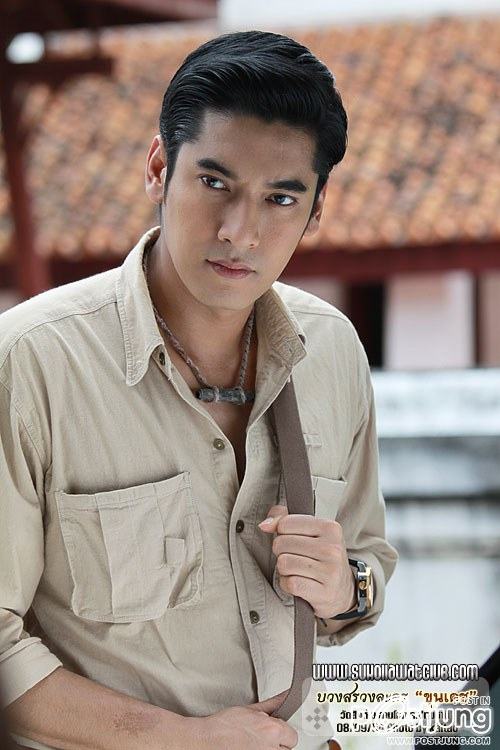 พี่วี-พี่เวียร์